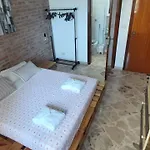 B&B Tilde 체팔루